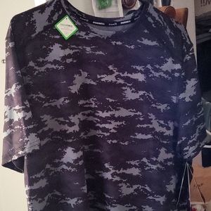 Russell Tee-Shirt Green Camouflage  Short Sleeve Pullover Men's size Med
